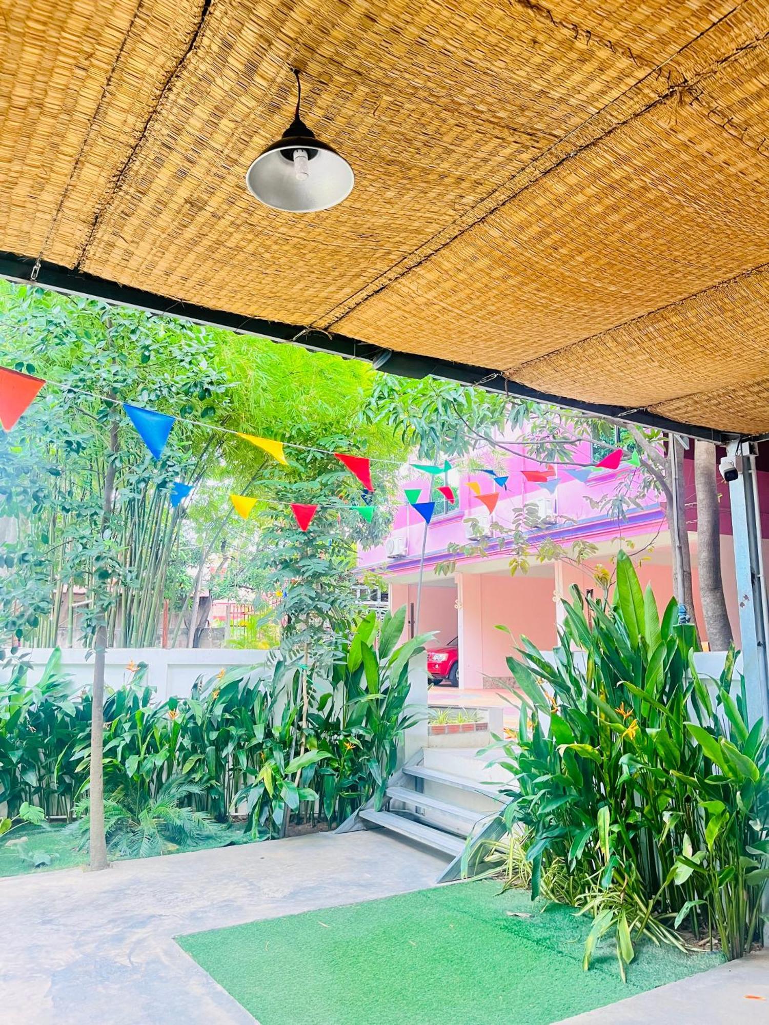 Por Chey Hotel พระตะบอง ภายนอก รูปภาพ