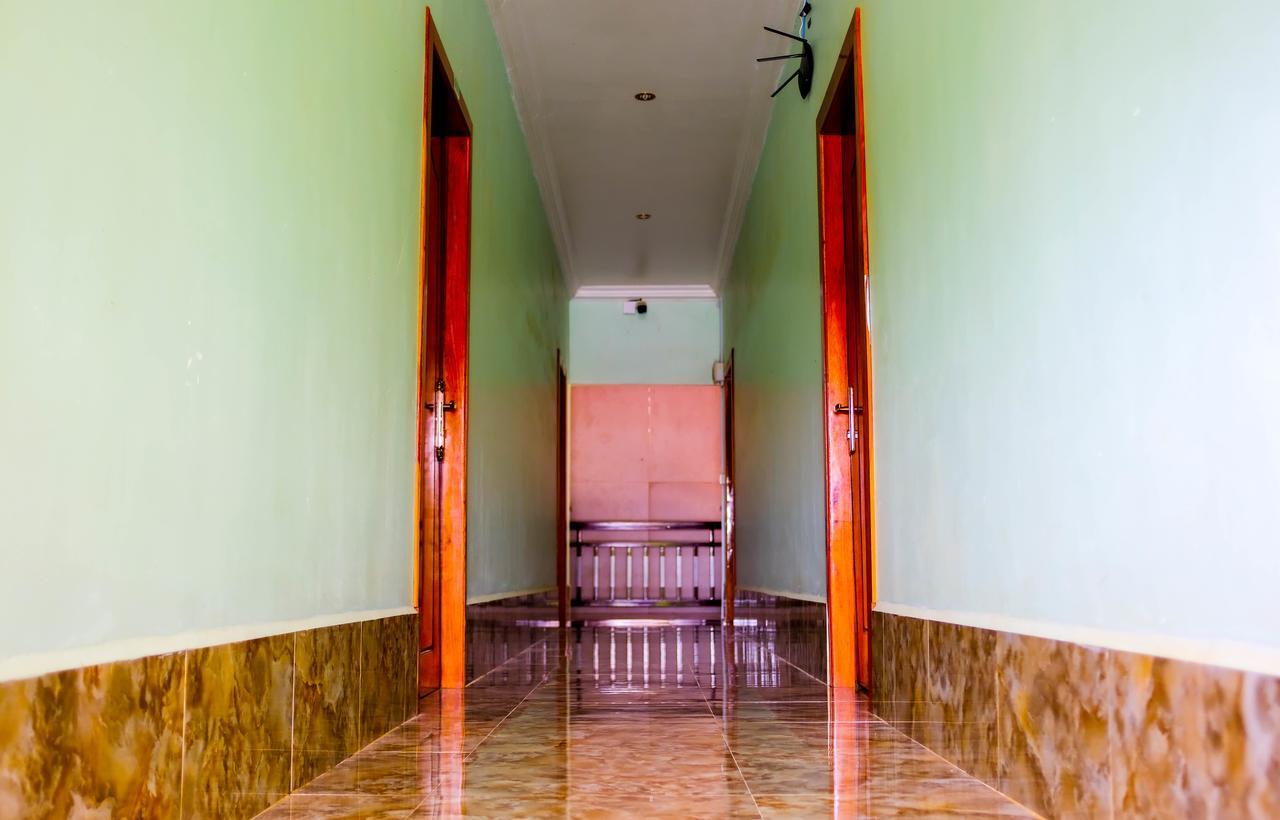 Por Chey Hotel พระตะบอง ภายนอก รูปภาพ